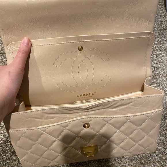 🕶️SOLD🕶️2015 Authentic chanel 2.55 flap 226 - Picture 2 of 16